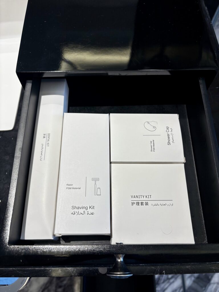 ドーハ　ホテル　ヒルトン　Waldorf Astoria Doha West Bay　宿泊レビュー