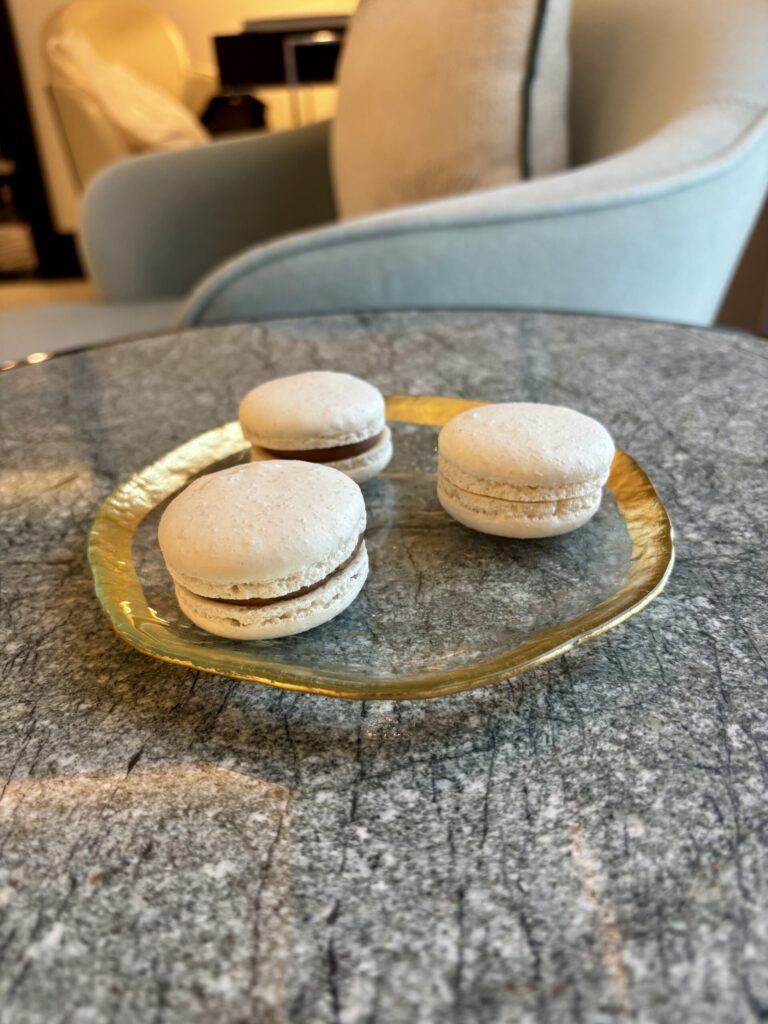 ドーハ　ホテル　ヒルトン　Waldorf Astoria Doha West Bay　宿泊レビュー