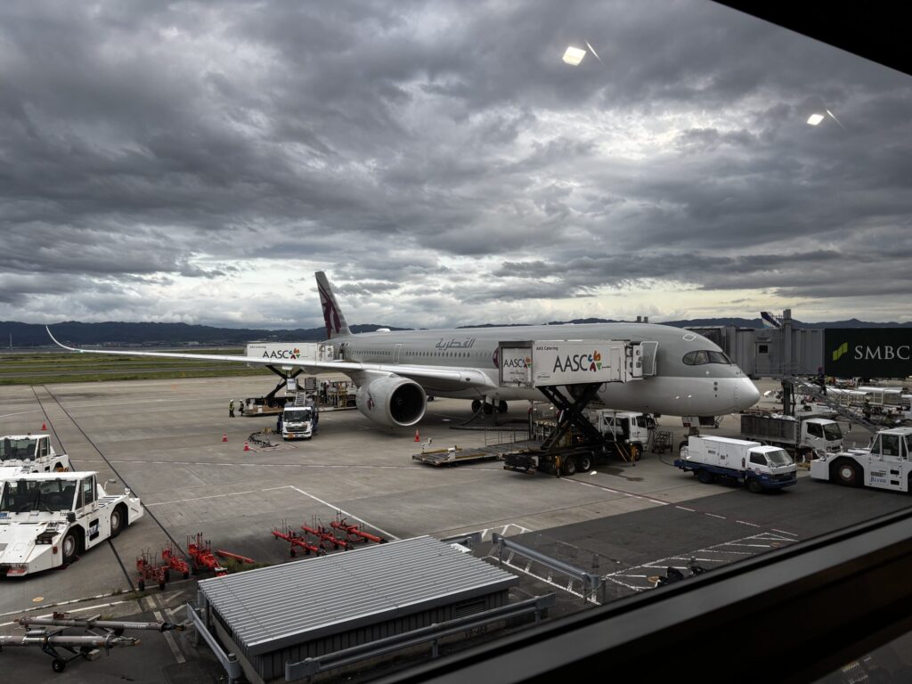 カタール航空 関空発ドーハ行き QR803 レビュー