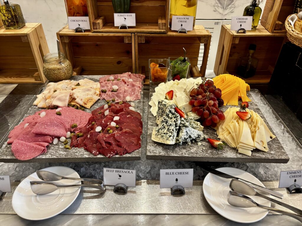 Dusit Doha Hotel　ドーハ　ホテル　おすすめ　朝食