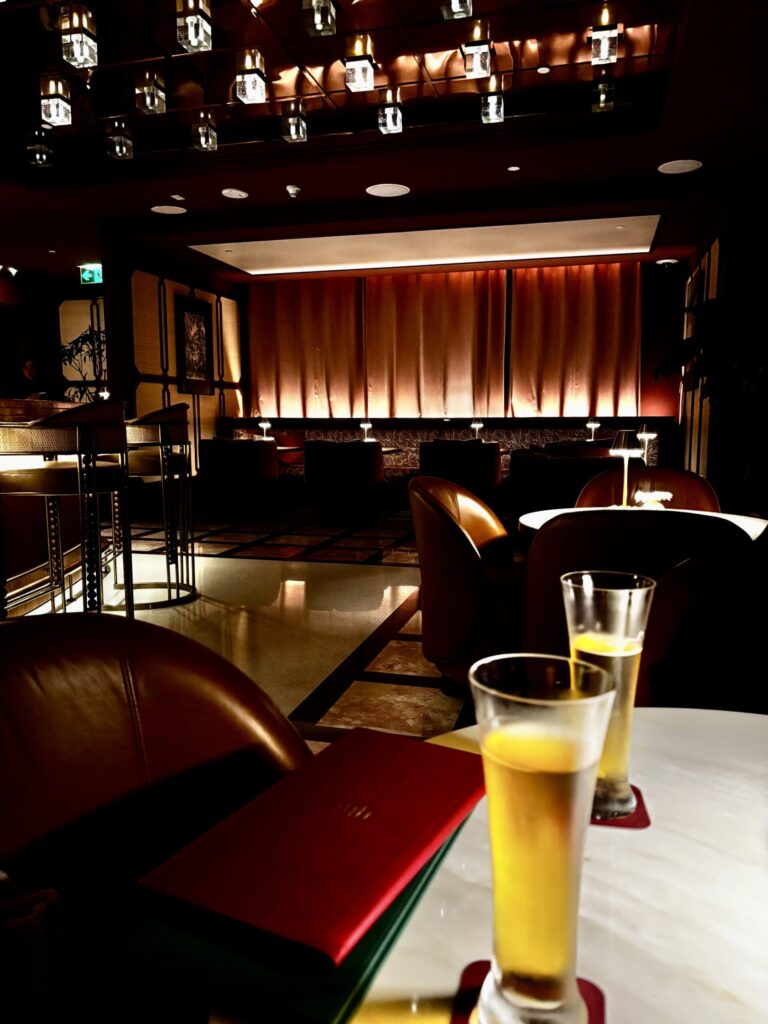Waldorf Astoria Doha West Bay　ドーハ　レストラン　YUN メニュー