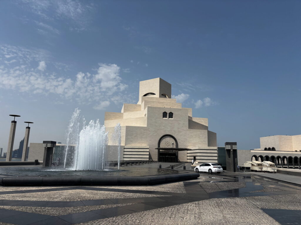 ドーハ 観光 モデルコース イスラム美術館