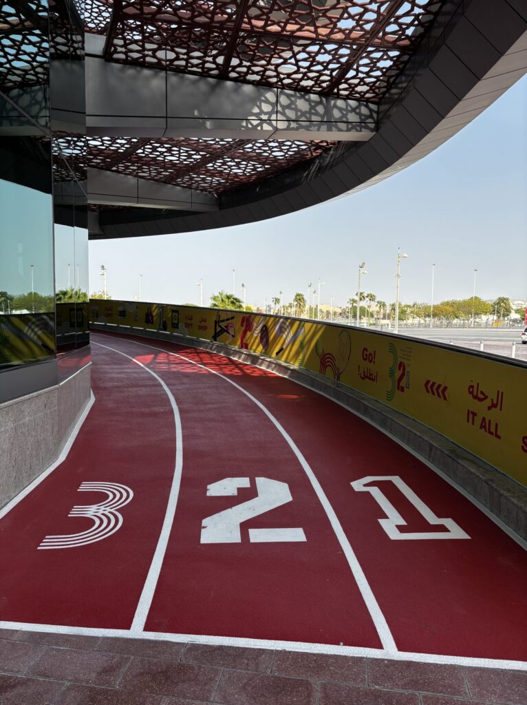 ドーハ 観光 モデルコース 3-2-1オリンピックミュージアム