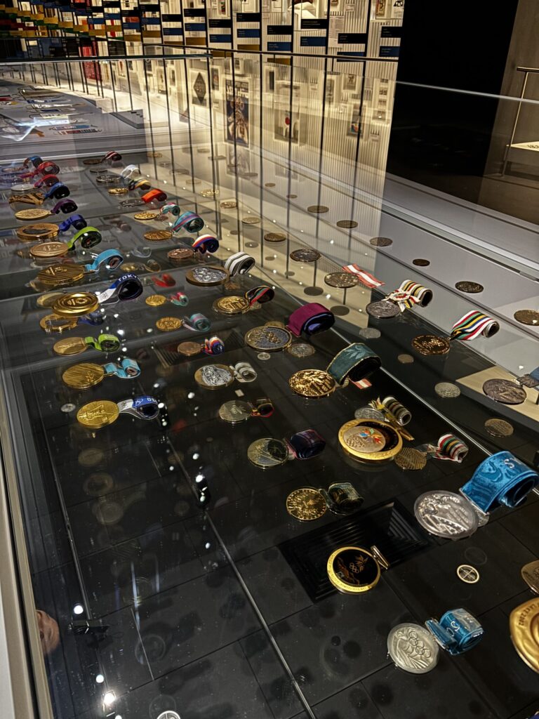 ドーハ 観光 モデルコース 3-2-1オリンピックミュージアム